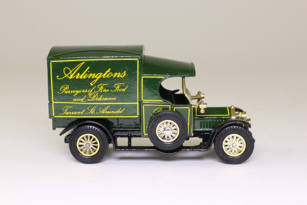 AC74; Arlingtons Fine Foods, Van; 1918 Crossley Lorry